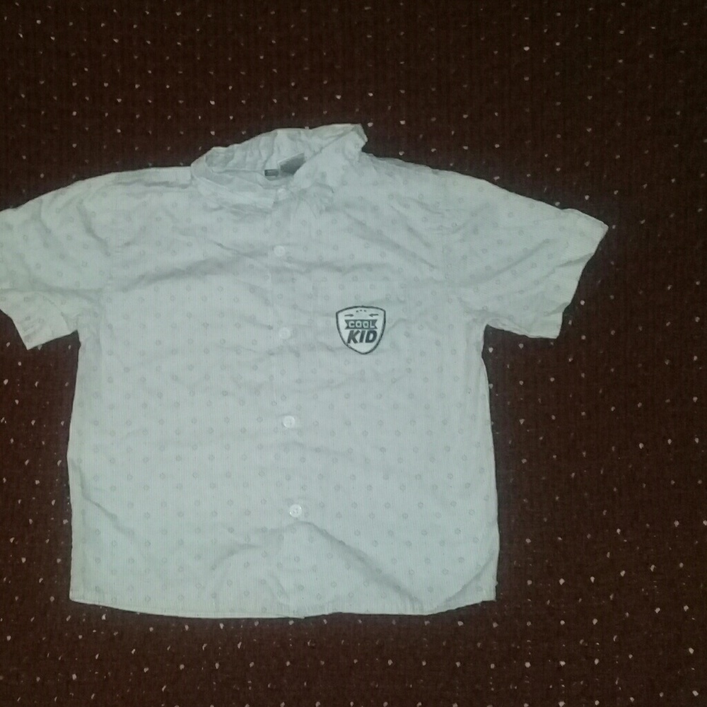 Boyz wear button down size 4T